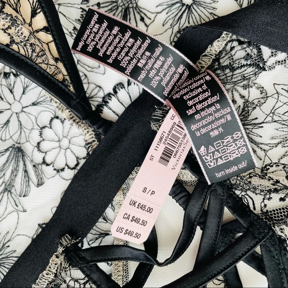 32D SMALL Victoria’s Secret embroidered bra set